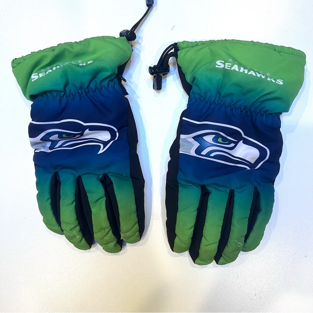 Seattle Seahawks NFL Size L/XL Winter Ski Gloves Tailgate Game Unisex Green Blue
